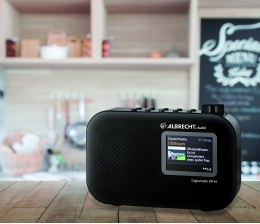 HiFi Kompaktes Digitalradio mit Farbdisplay und Akku - Infos zu Wetter und Musik - News, Bild 1