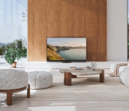 TV Neuer Spitzen-OLED von Panasonic feiert Premiere - Innovatives Kühlsystem für mehr Helligkeit - News, Bild 1