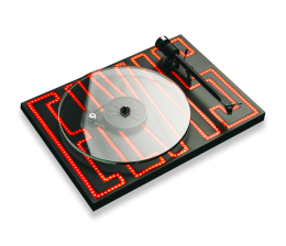 HiFi Elvis-Plattenspieler von Pro-Ject Audio in limitierter Auflage - News, Bild 1
