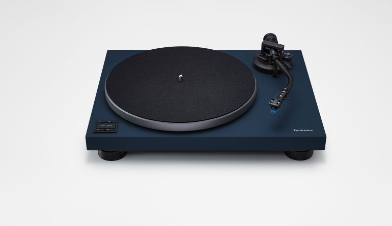 HiFi Technics präsentiert neue Farbvarianten des Direktantrieb-Plattenspielers SL-40CBT - News, Bild 1