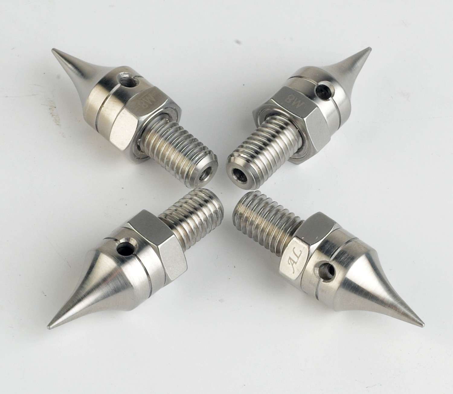 Zubehör HiFi Andante Largo Silent Mount SM-7X Spiketeller und TS-8 Spikes im Test, Bild 4