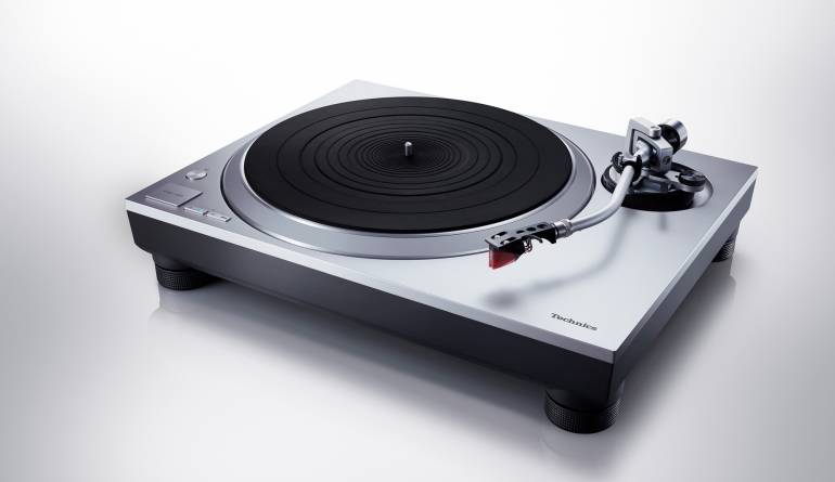 Plattenspieler Technics SL-1500C im Test, Bild 1